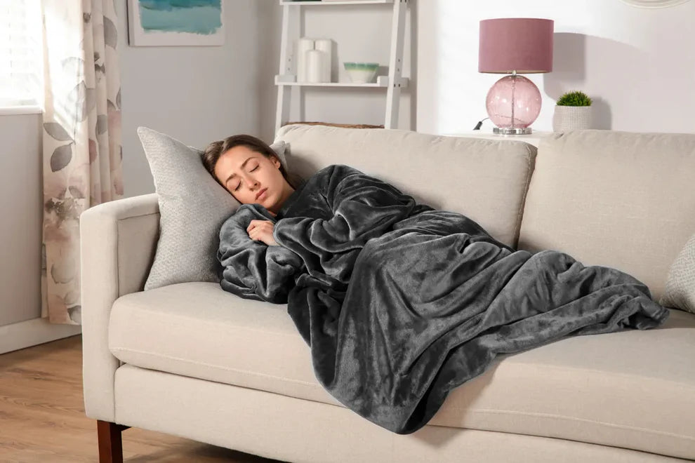 CloudWrap™ – The Cozy Blanket